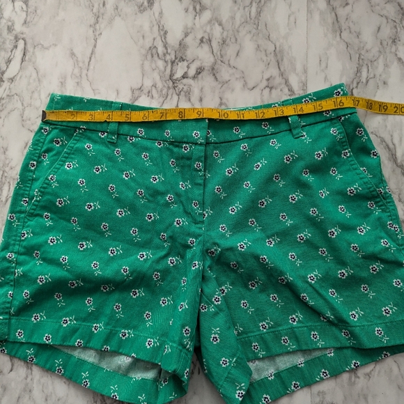 Women's J. Crew Shorts size 8 - Picture 4 of 8